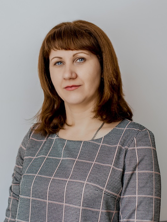 Якшина Елена Юрьевна.